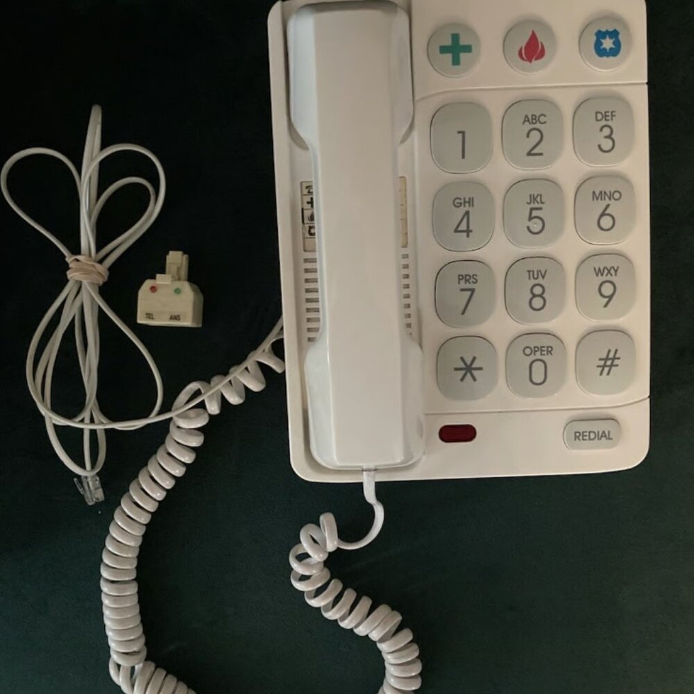 Telephone Visually & Hearing Impaired Large Button Wall Table Top Radio Shack